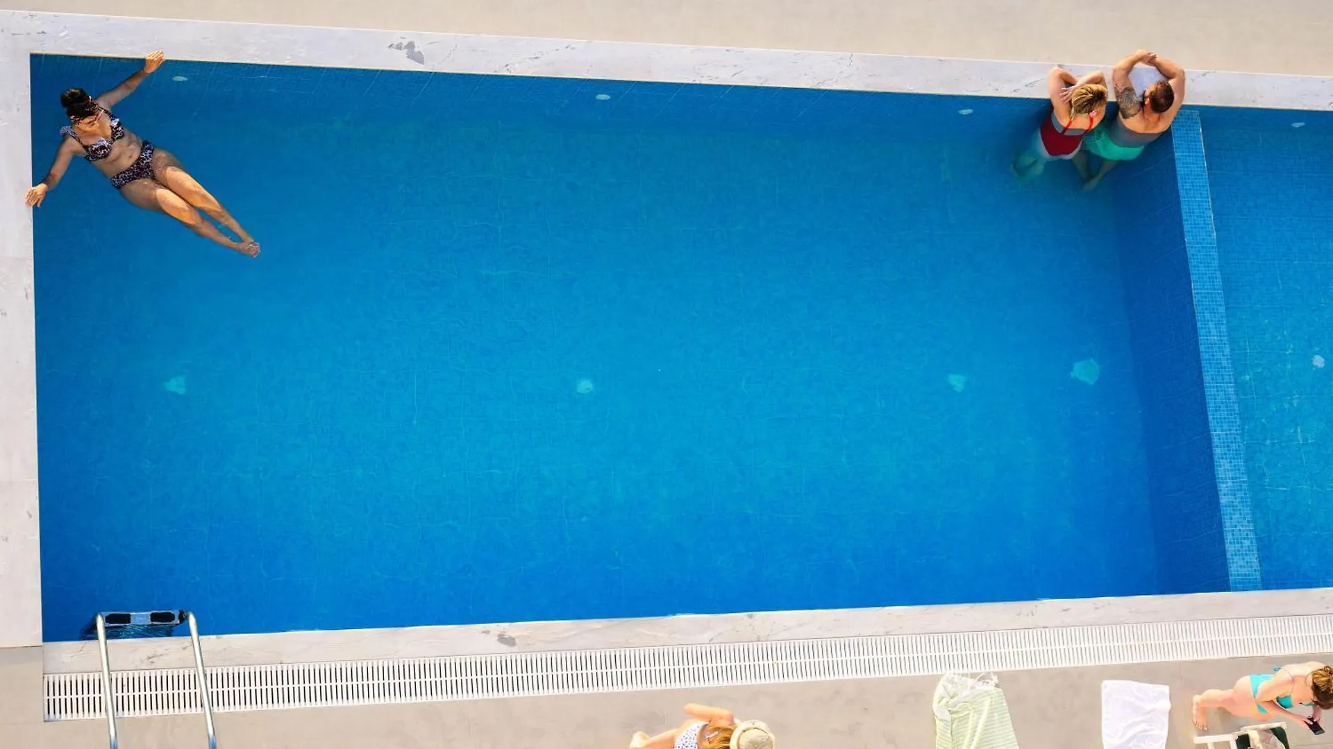 Hotel Vola ساراندا 4*,  ألبانيا