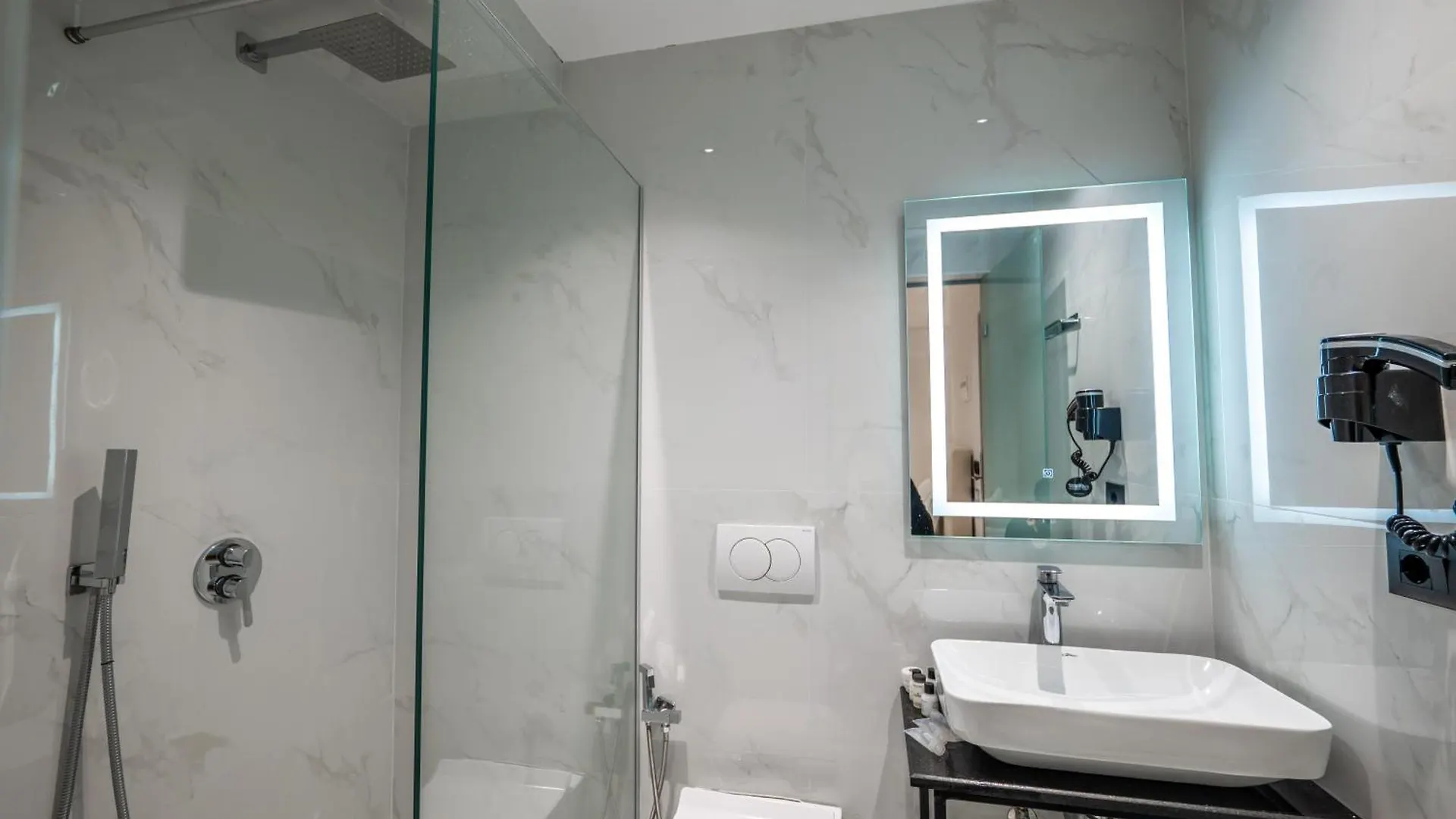 Hotel Vola Sarandë Albanien