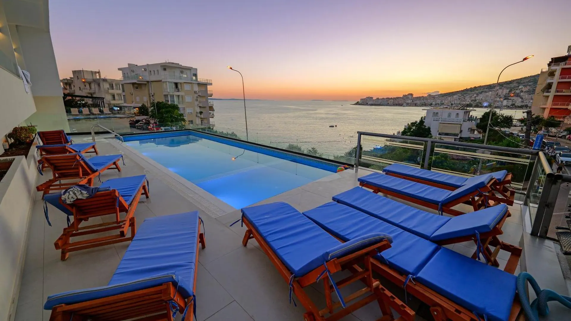 Hotel Vola Sarandë 4*,  Albania