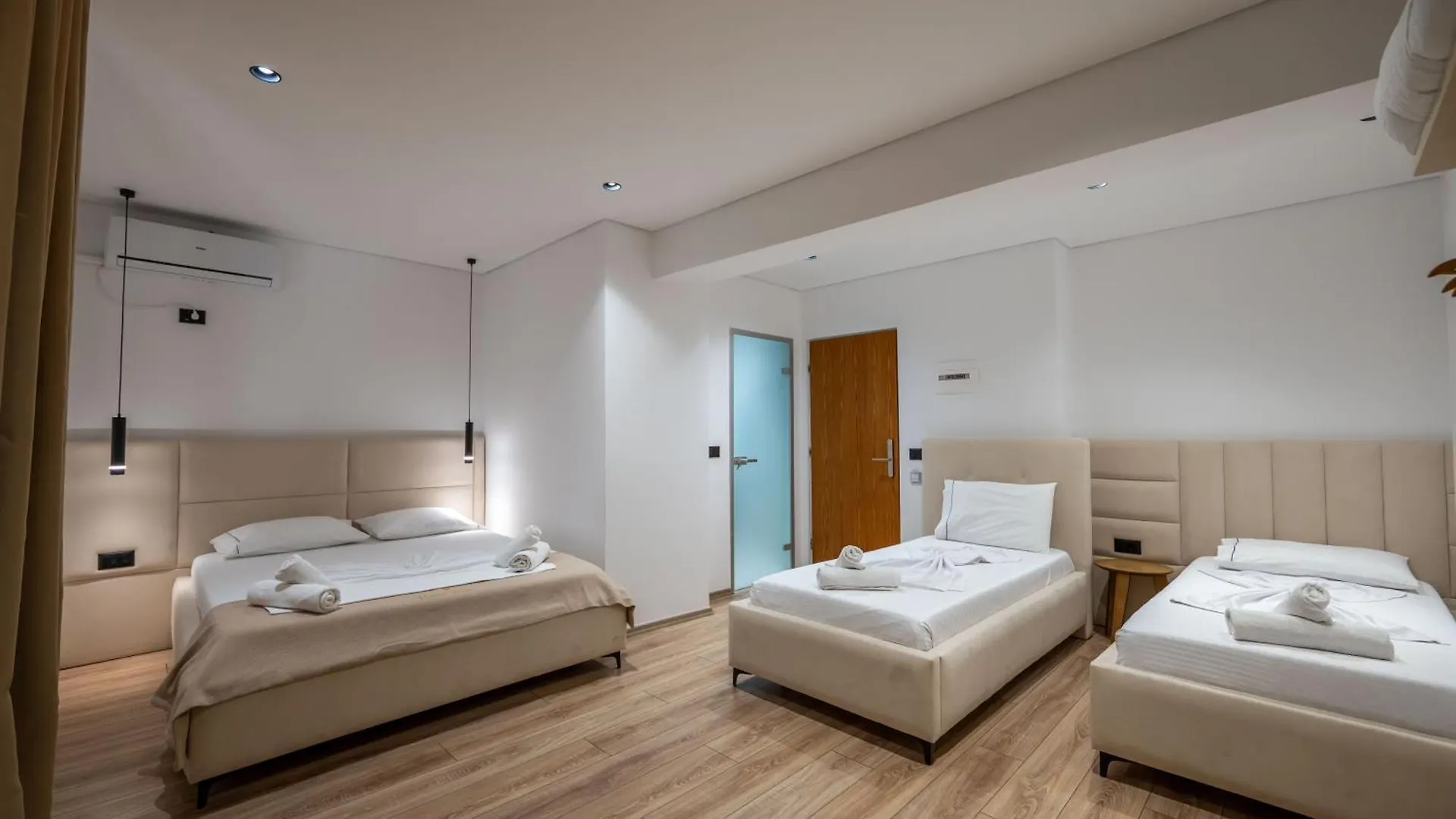 Hotel Vola Sarandë 4*,